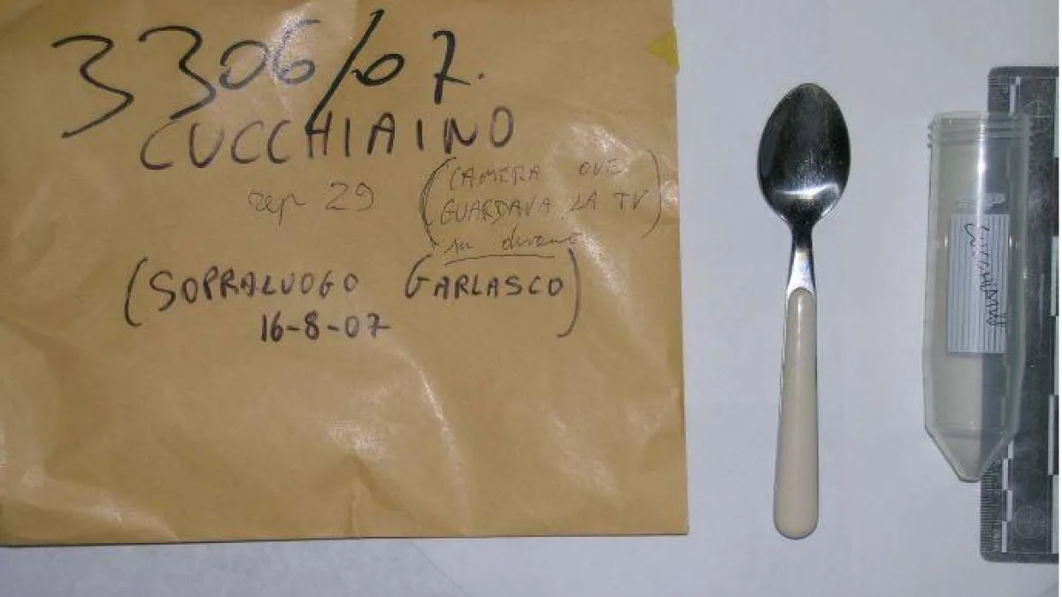 Garlasco, il cucchiaino di Chiara e i pedali della bici di Stasi: l'ipotesi dello scambio di provette | I Poggi non saranno parte civile contro Sempio