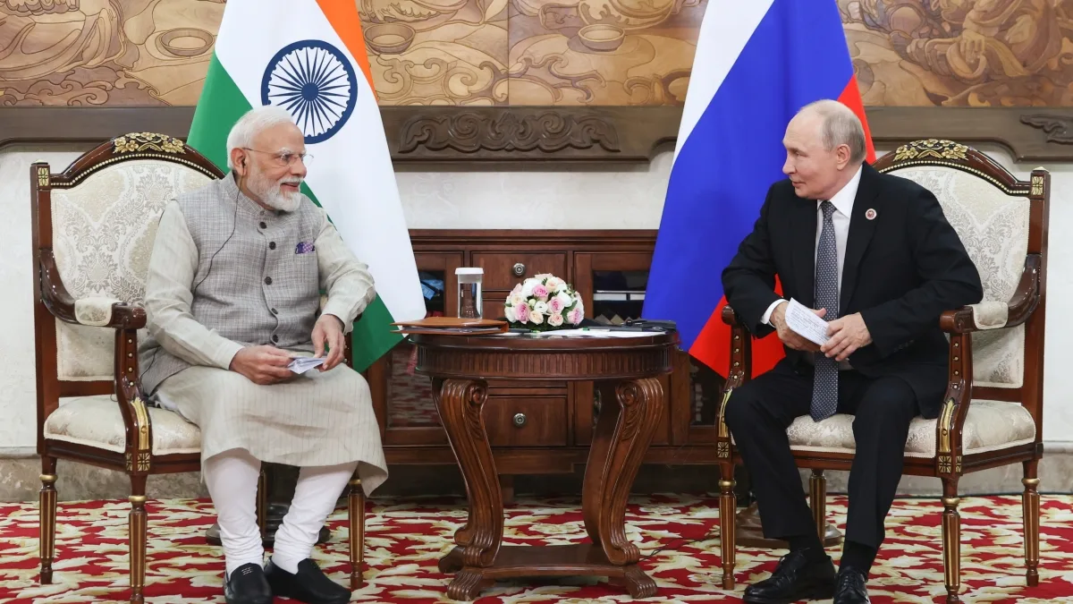 Putin perde amici nel suo cortile di casa: retroscena dell'incontro con gli inviati di Trump