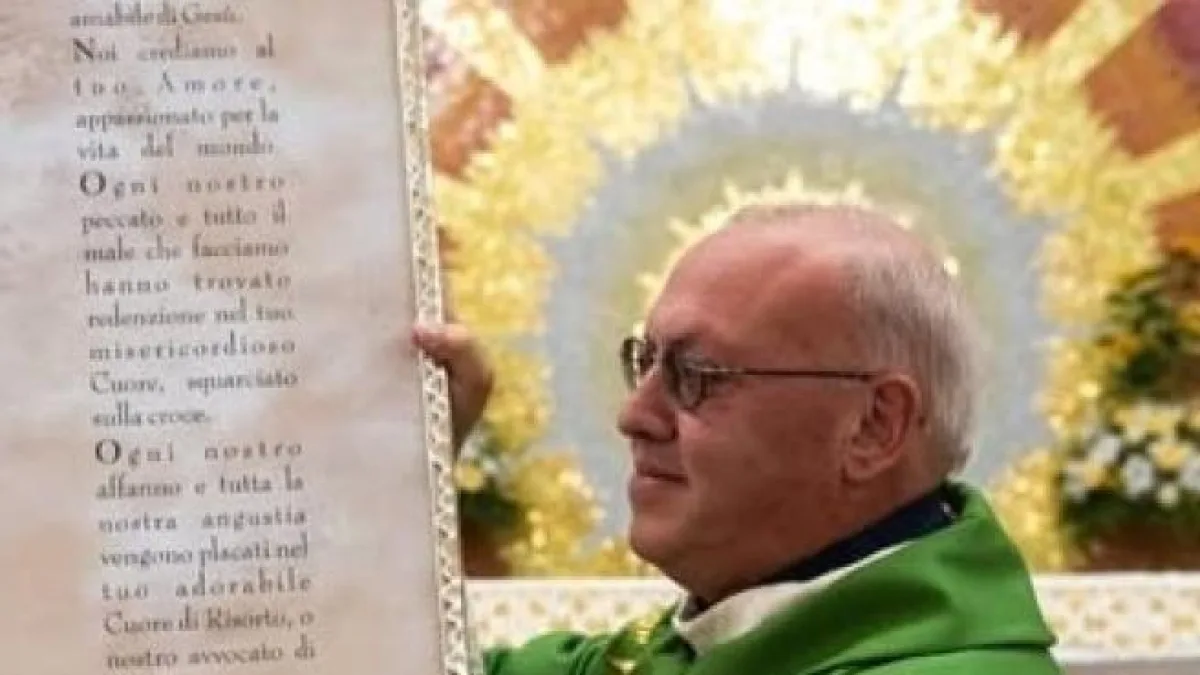 Altamura, risponde «ok» a un messaggio sul cellulare e scatta la truffa: sacerdote raggirato, spariti 120 mila euro di una parrocchia