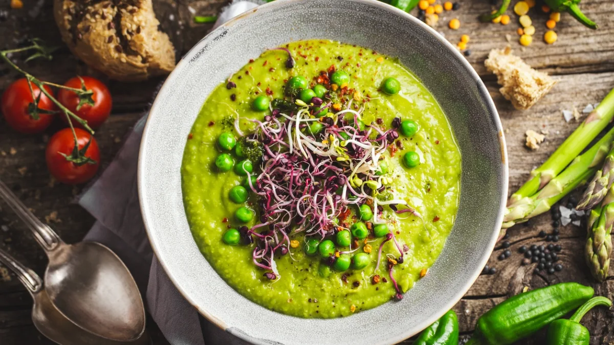 Dalle zuppe alle vellutate: ecco 5 ricette veloci da preparare con i legumi (anche secchi)