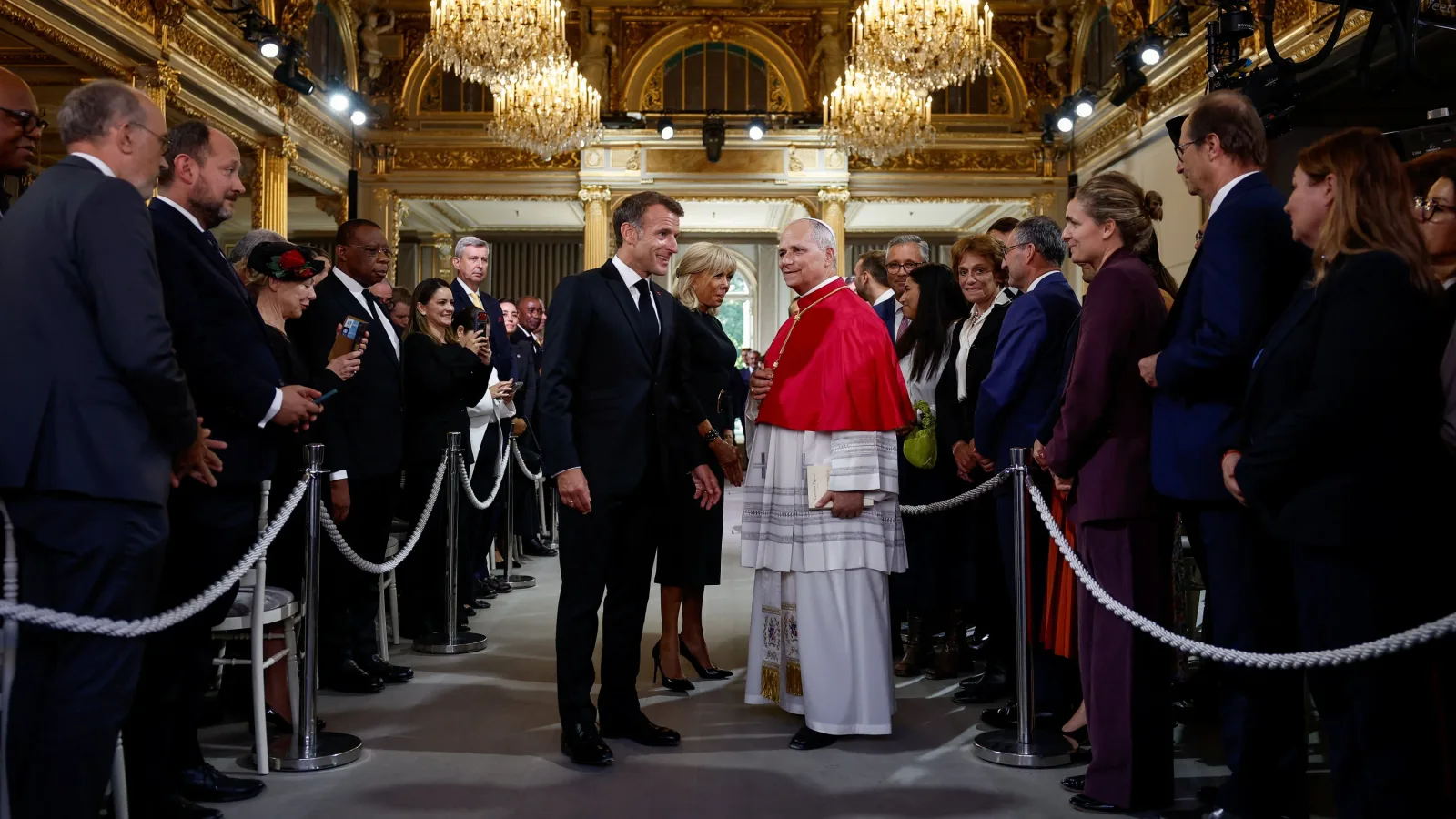 BESuch von Leo XIV.: „Papamania“ in Frankreich