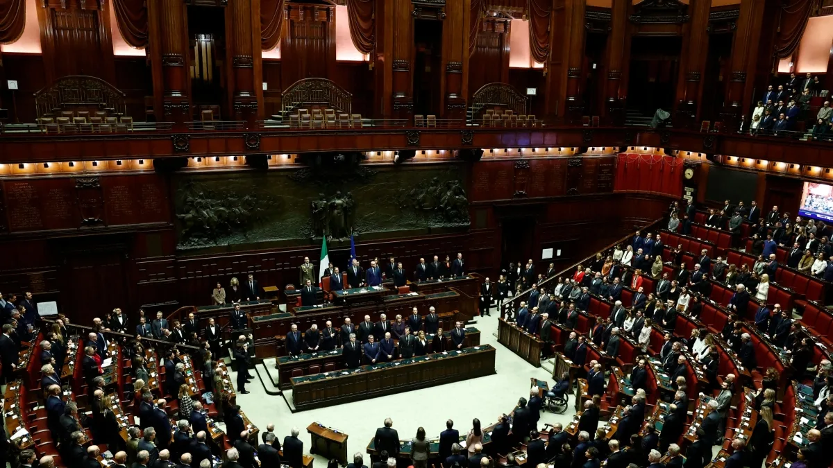 Riforma elettorale, salta la tagliola sulle pensioni per i parlamentari (184 deputati e 81 senatori): dal 14 aprile «liberi tutti»