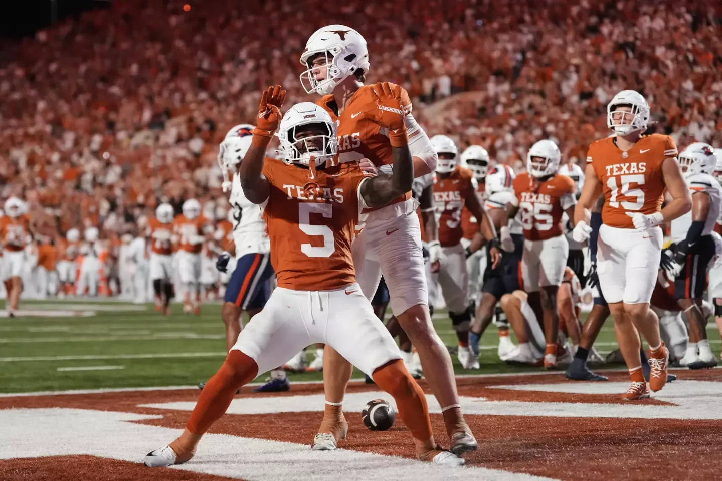 Arch Manning and No. 1 Texas hit the road to face Uncle Peyton's old team in 1 of 6 Top 25 matchups