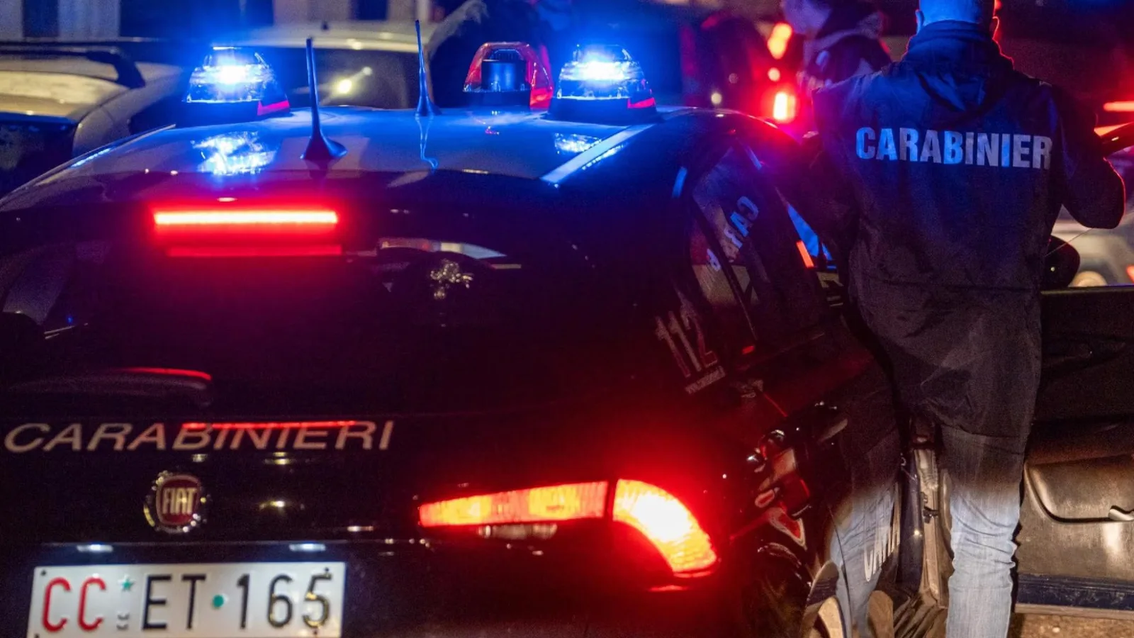 Incidente stradale, investe e uccide una donna 78enne nel nord Barese: individuato il conducente