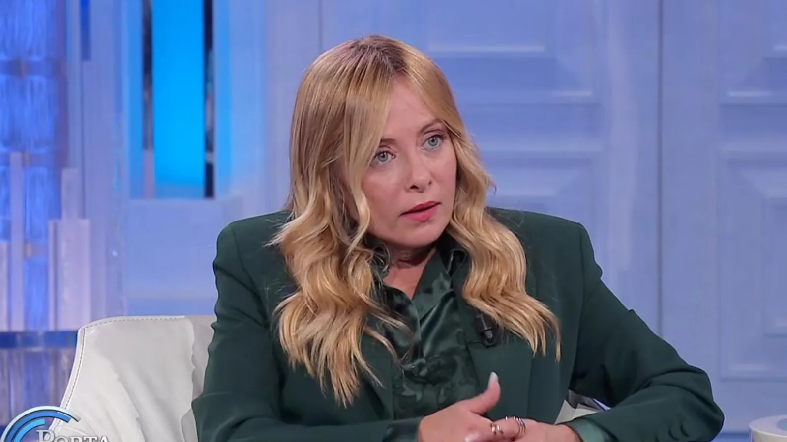 Meloni: "Non so se Istat sottostimi gli italiani o il governo ma sta accadendo"