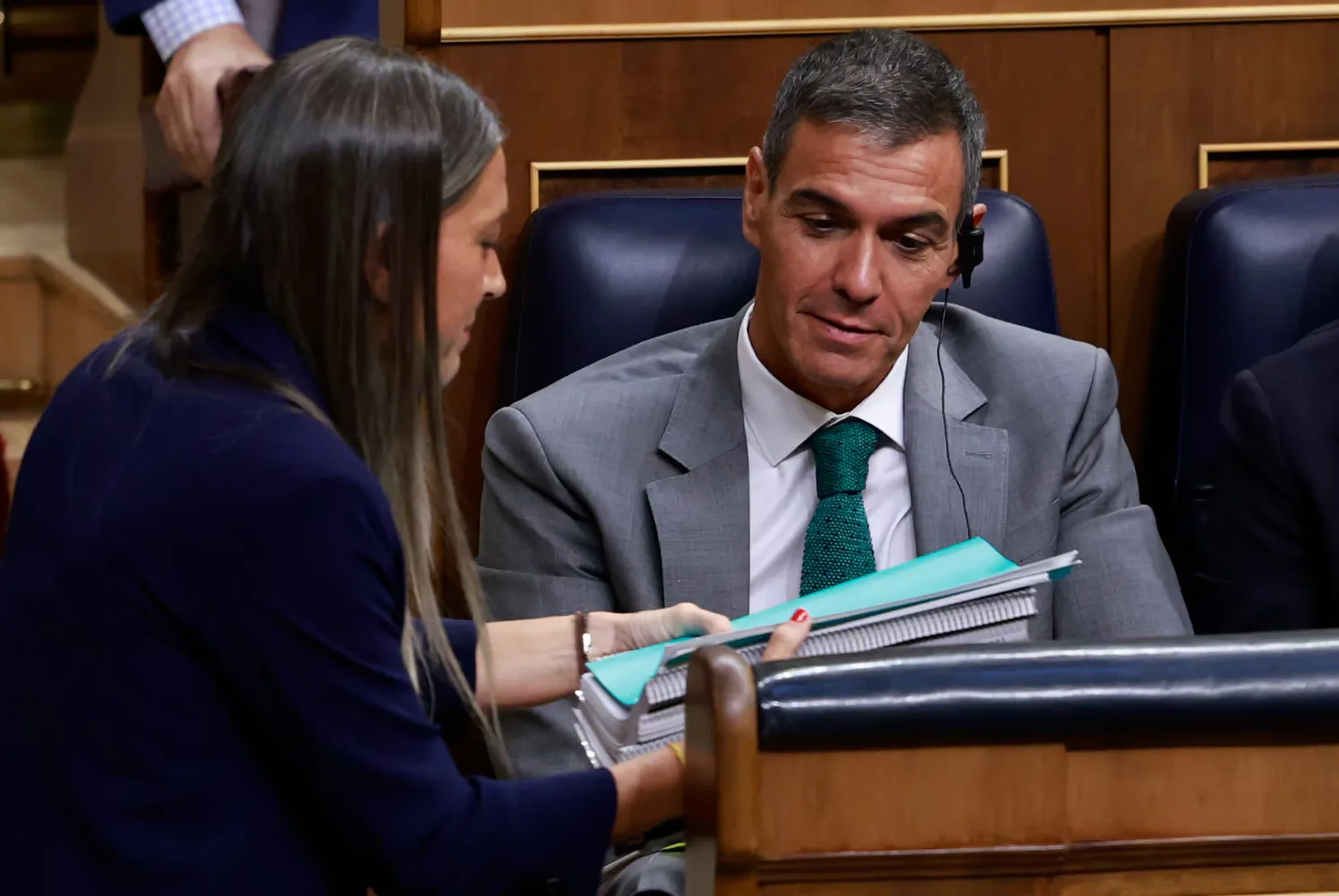 Junts plantea al Gobierno prohibir los desahucios y las compras de viviendas por parte de fondos buitre