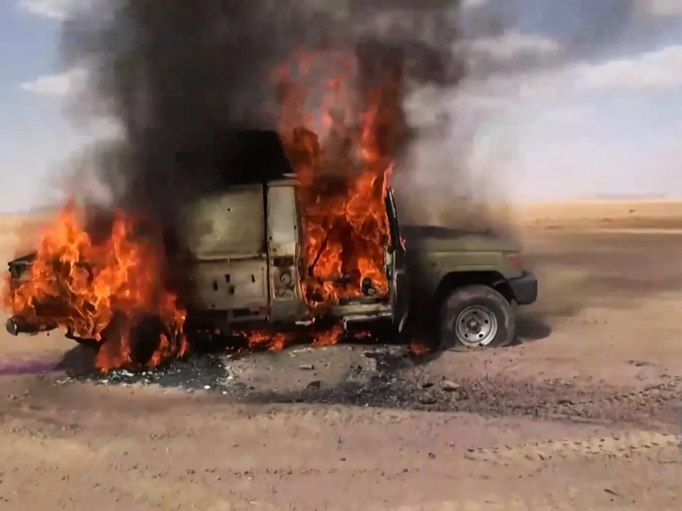 Fighting escalates in Yemen; Houthi attacks trigger alerts in Saudi Arabia