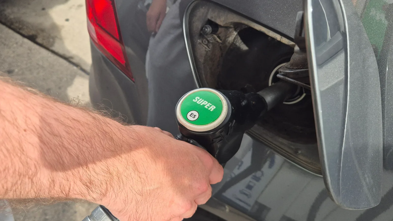 Benzin und Diesel: CDU stellt Spritpreisentlastung von bis zu 25 Cent pro Liter in Aussicht