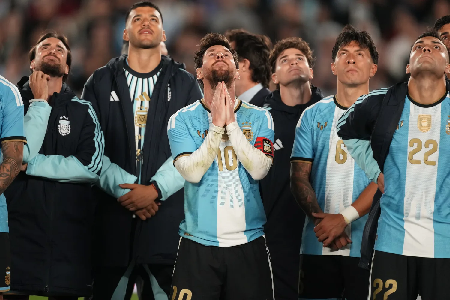 Messi se despide de la selección argentina ovacionado por una multitud: “Es el día más triste de mi carrera”