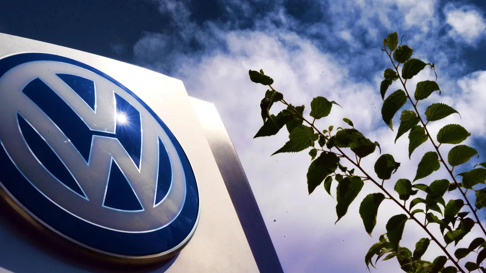 Svolta Volkswagen: via libera al piano di risanamento del CdA, tagliati 50 mila posti di lavoro