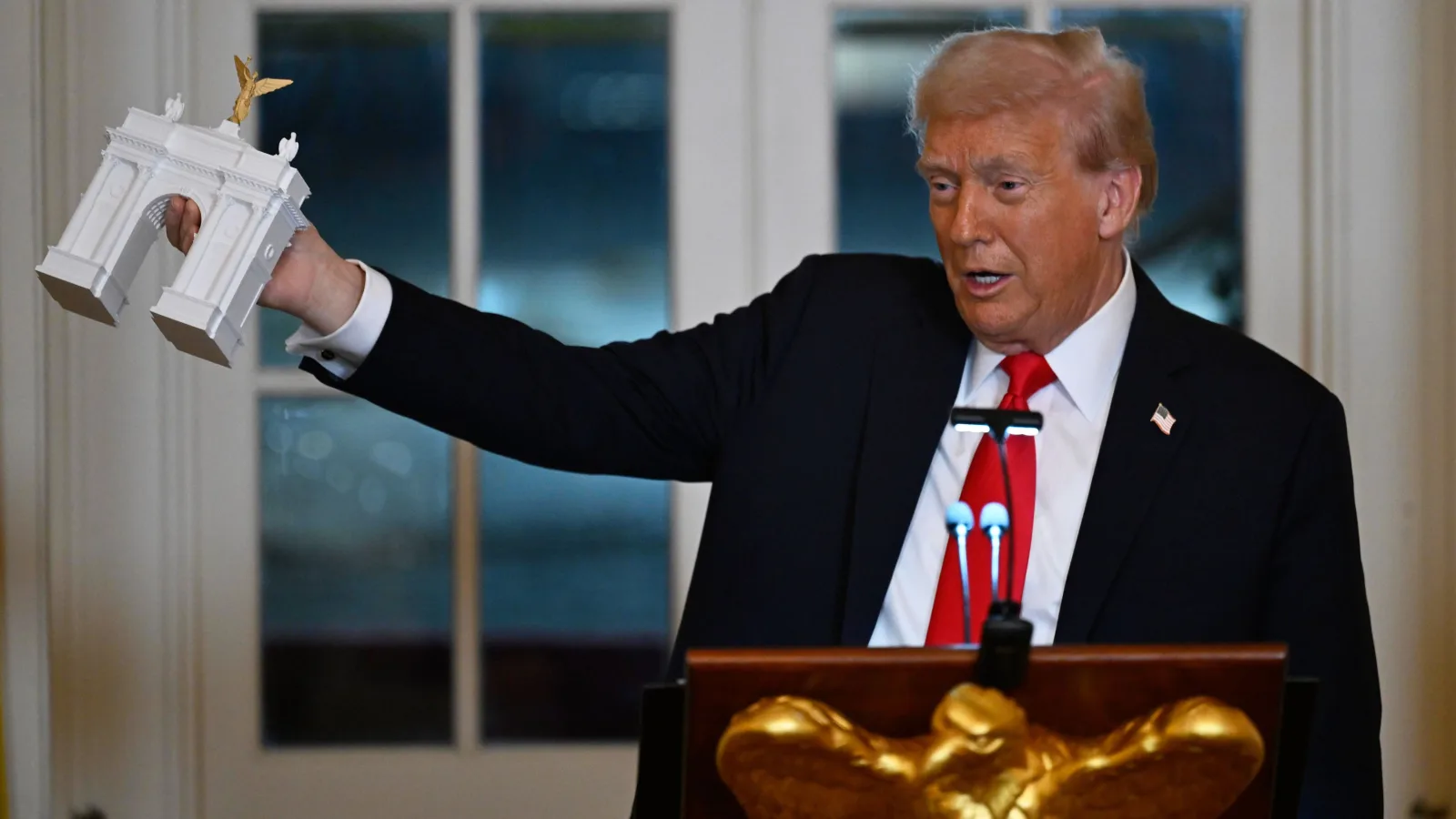 Umstrittenes Projekt: Plötzlich soll Trumps Triumphbogen ein Militärkomplex werden
