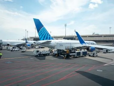 Flights stopped at Newark, Philadelphia airports due to equipment outage: FAA
