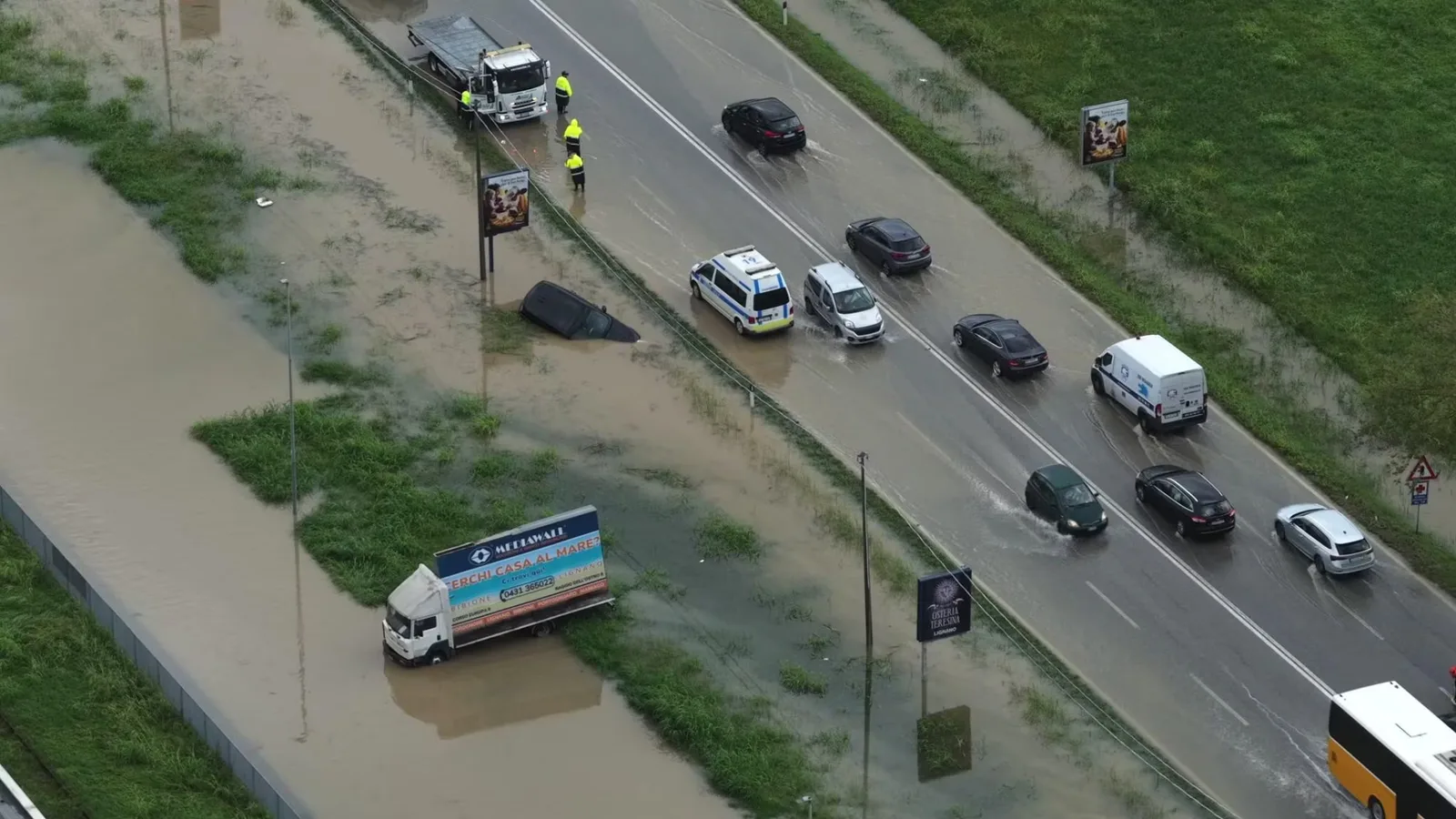 Maltempo, il Basso Friuli finisce sott’acqua: le immagini dal drone