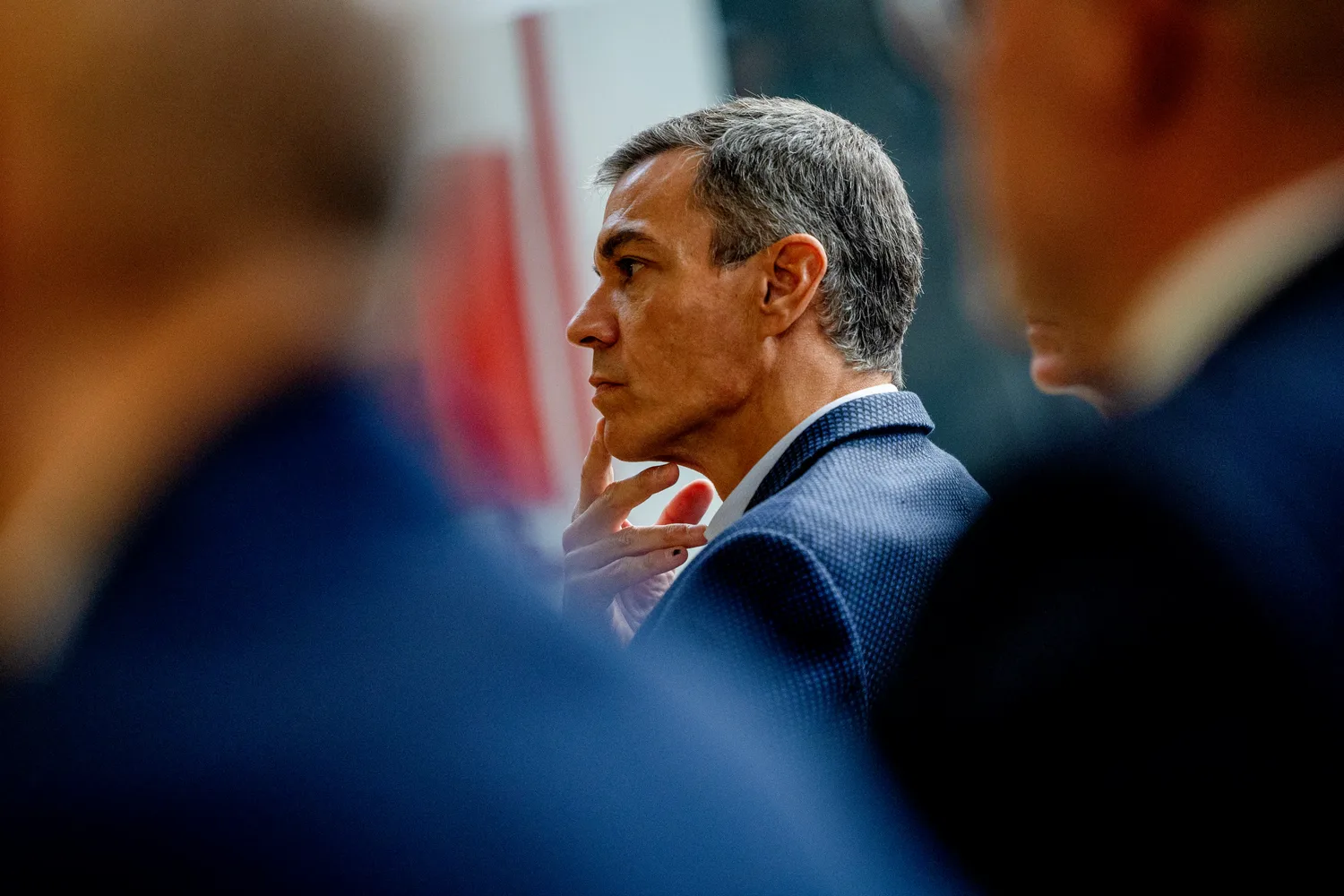 Sánchez se vuelca en la IA y en el progresismo de Mamdani en Nueva York mientras el PP intentar estirar Ceuta