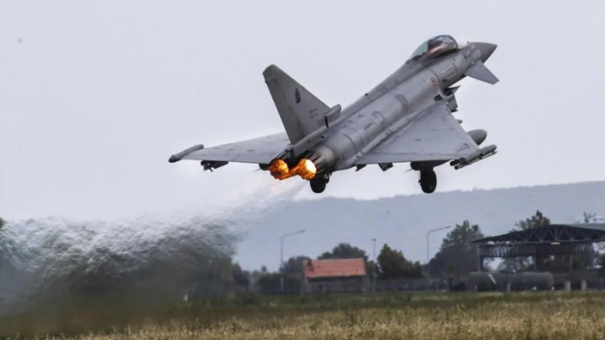 L’allarme dalla Germania, il decollo-lampo: così i due caccia italiani hanno distrutto in 20 minuti un drone sulla Lituania. A bordo c’era un ordigno