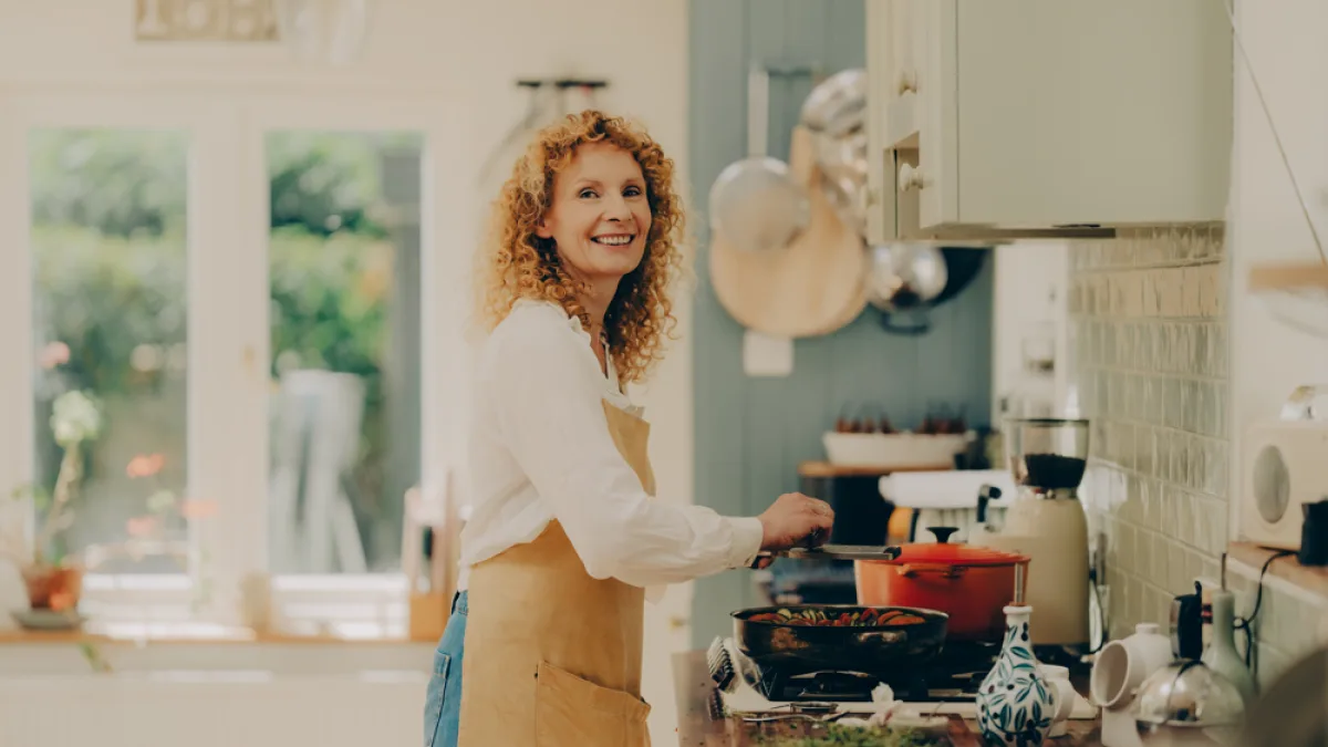 La scrittrice Bee Wilson: «Così gli oggetti in cucina tengono con noi le persone che abbiamo amato»