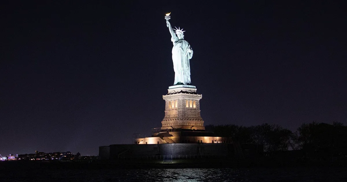 Woman, baby die after vessel overturns in New York Harbor