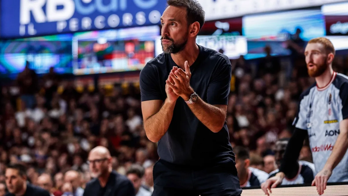 Olimpia Armani, parla coach Poeta: «Dopo il Triplete si volta pagina. Dovremo essere la miglior versione di noi stessi in ogni partita»