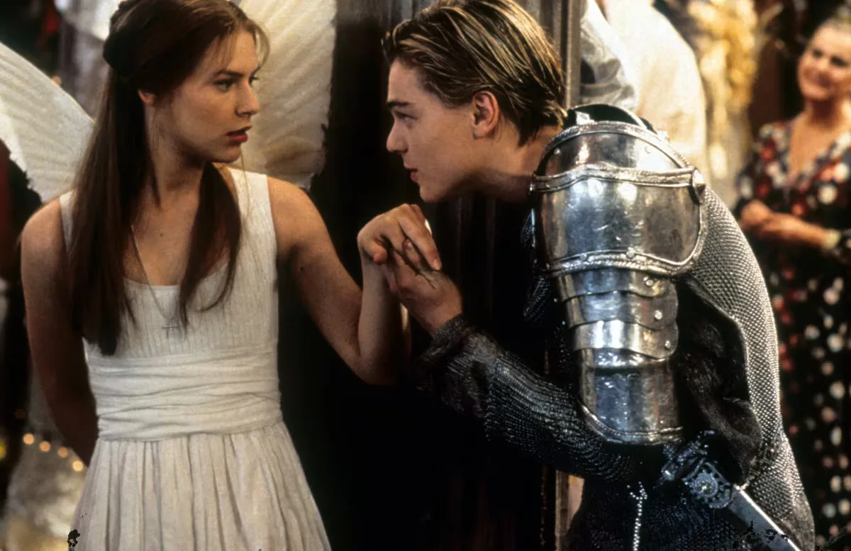 Romeo y Julieta se pelean por razones políticas