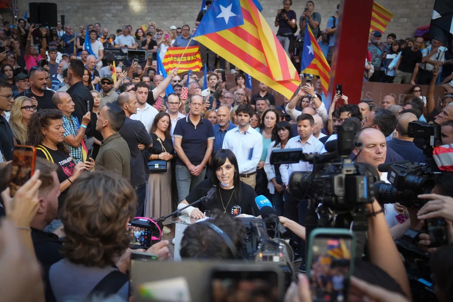 El nuevo eje político en Cataluña