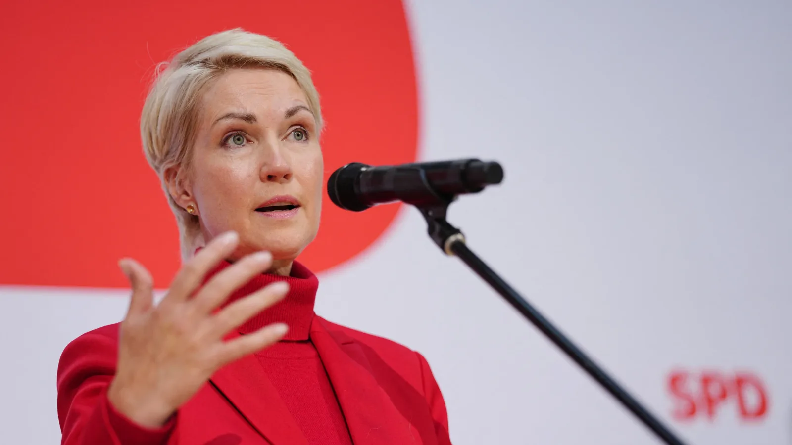 Deutschland-Liveblog: Schwesig plant Regierungsbildung mit Linken und Grünen