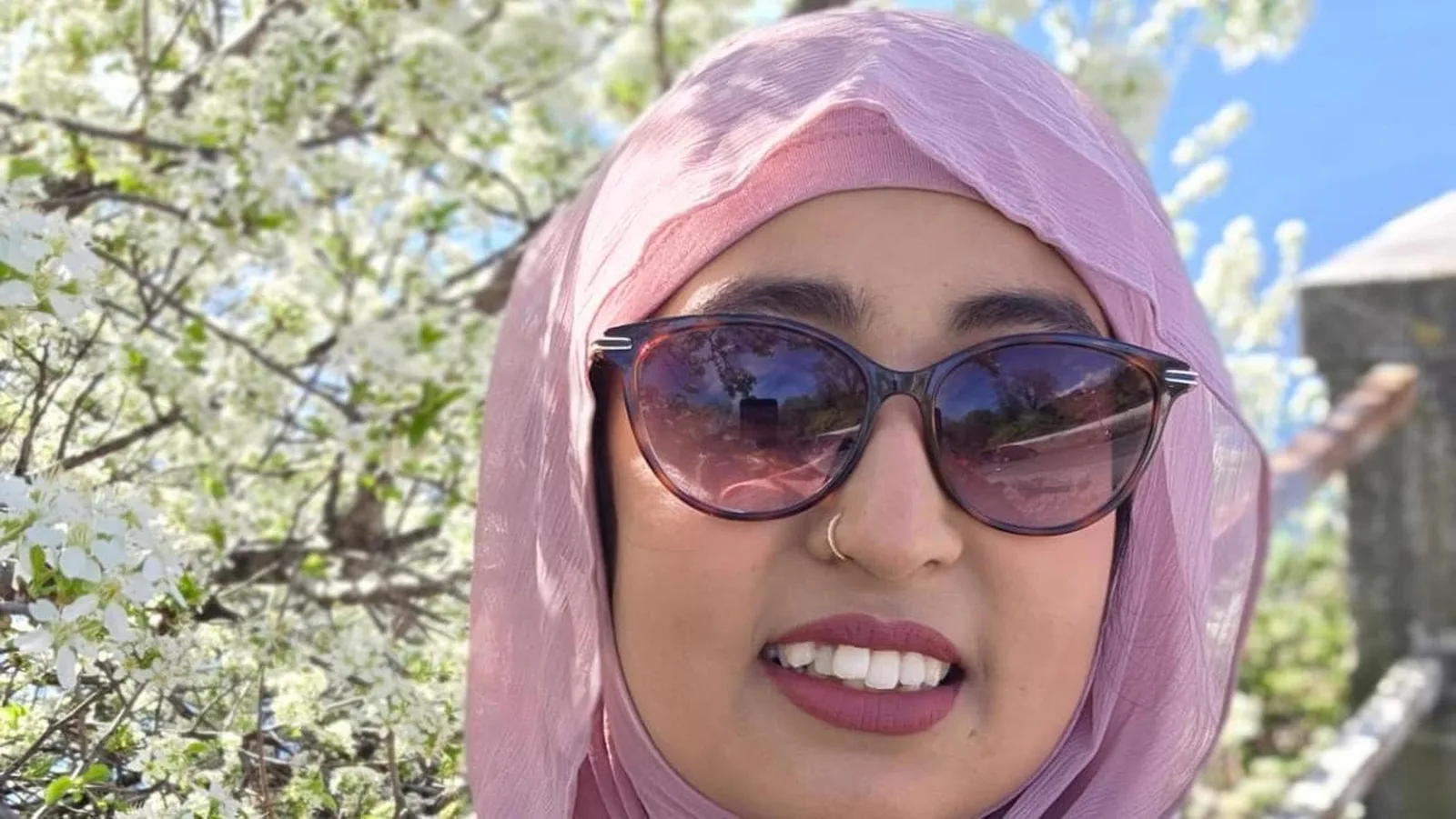 “Io indosso il velo ma sono contraria al burqa. Divieto a scuola? Rischia di allontanare le ragazze”