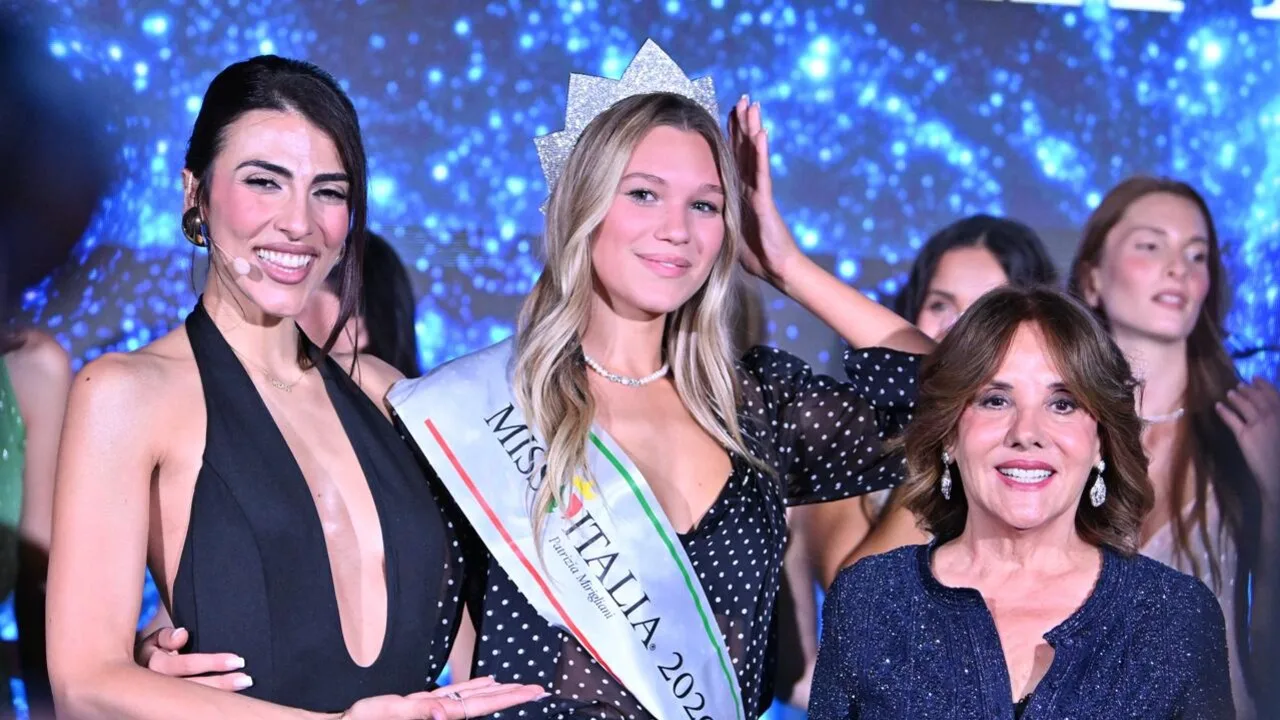 La 'sincronette' azzurra Sarah Rizea è Miss Italia 2026