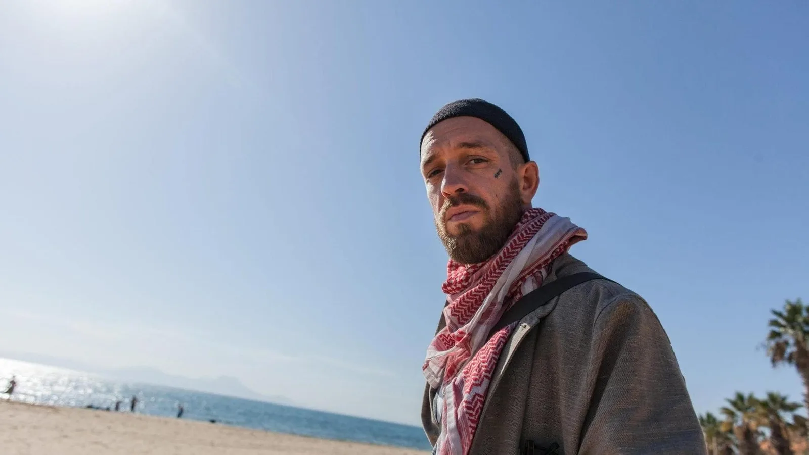 Spagna, milionario Usa comunista e pro-Pal fatto arrestare da Trump a Ibiza. Ma la sinistra insorge