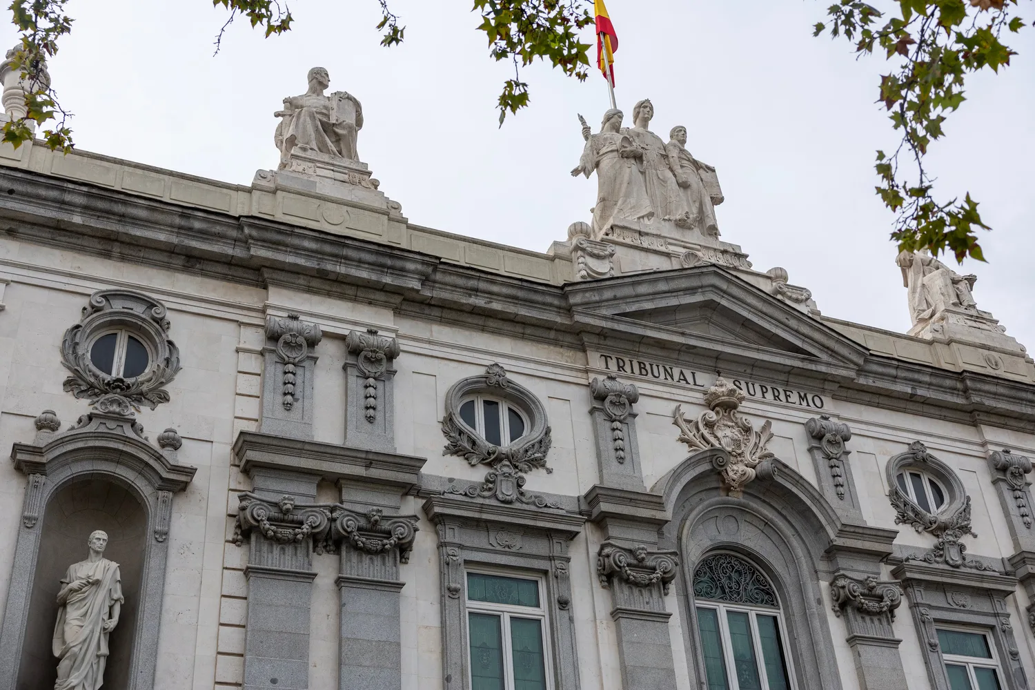Una suspensión sin precedentes del derecho de sufragio