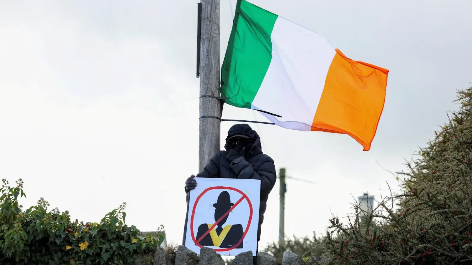 Northern Ireland protesters block Orange Order march into Catholic area