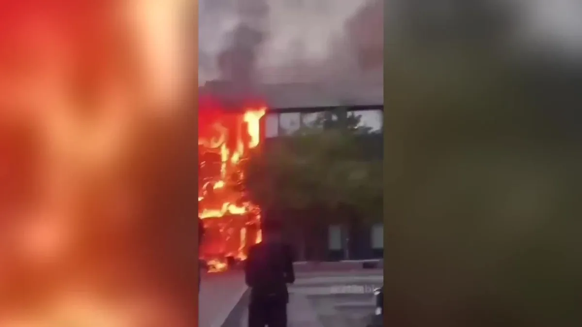 Dato alle fiamme il liceo Mandela a Nantes