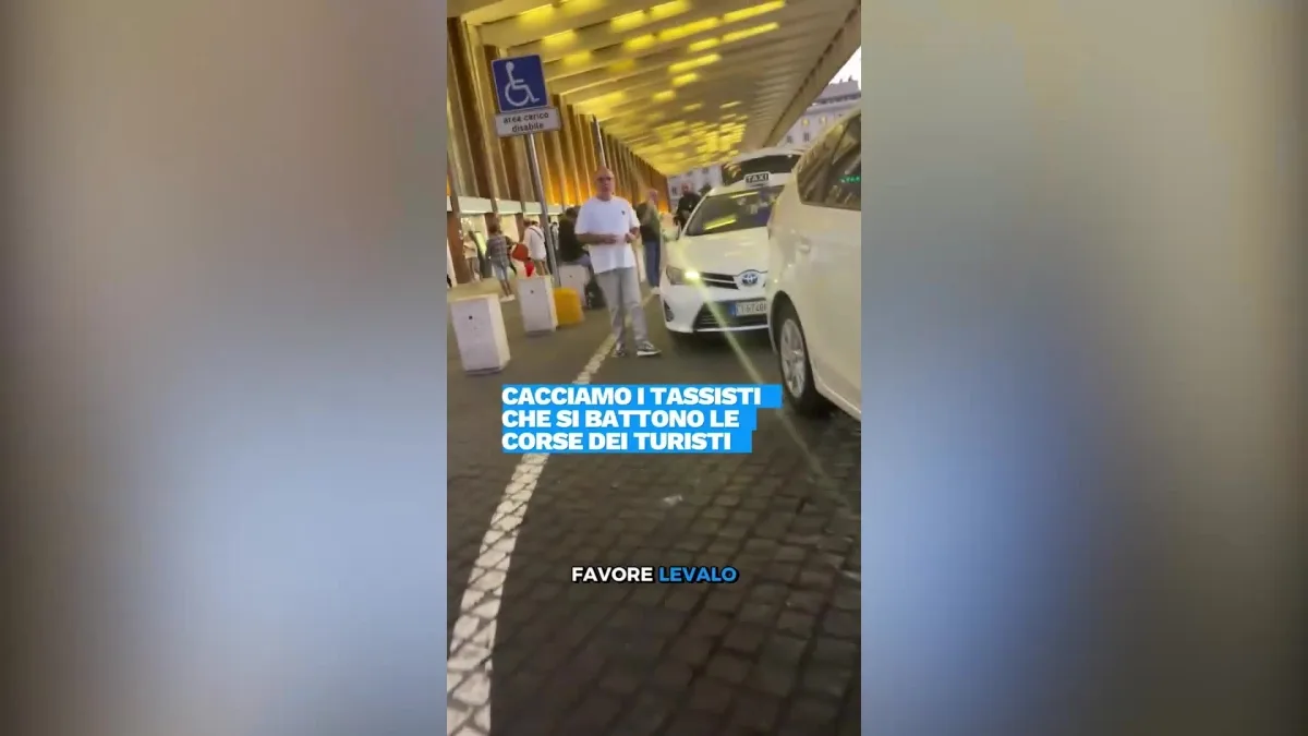Onorato contro i tassisti che «si battono» le corse: «Che figuraccia con il mondo»