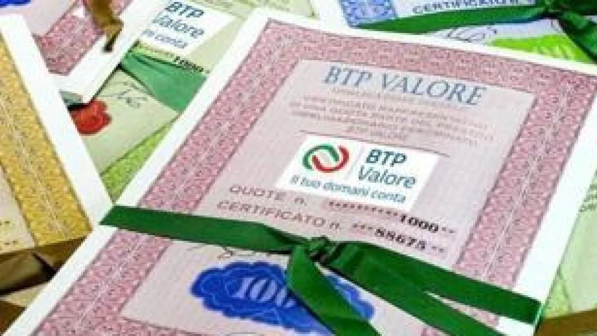 Btp Valore e Btp Valore Insieme, cedole crescenti in tre tappe o interessi tutti alla fine: ecco cosa sapere