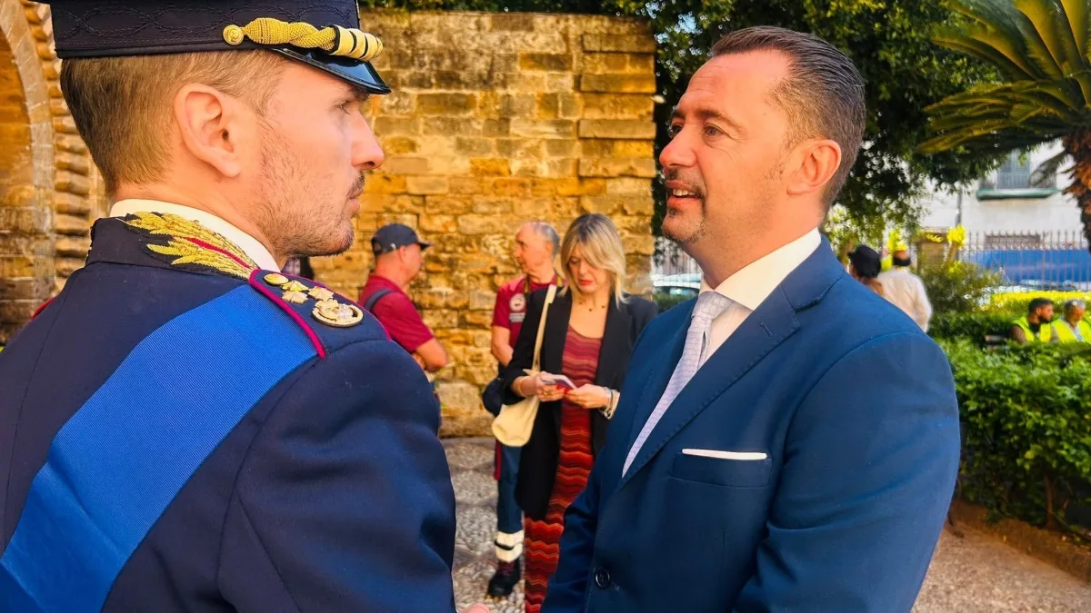 Il maresciallo anti Vannacci: «Vuole "reclutare" tra i militari, ma qui in Sicilia non passerà. Tra la destra di Meloni e la sua, le divise preferiscono l'originale»