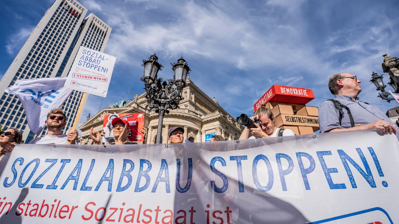 DGB-Demo in Frankfurt: Die falsche Frontlinie