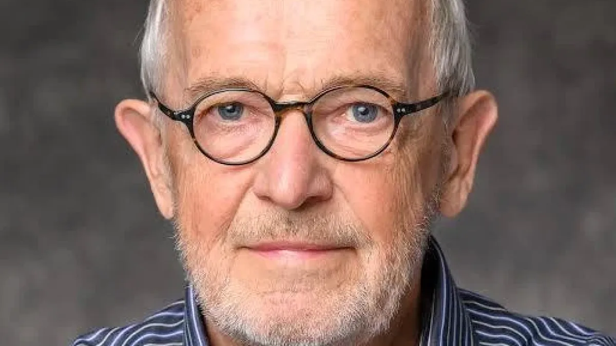 Il Nobel per la Fisica 2026 assegnato al belga Francis Halzen per le sue ricerche sui neutrini ad alta energia