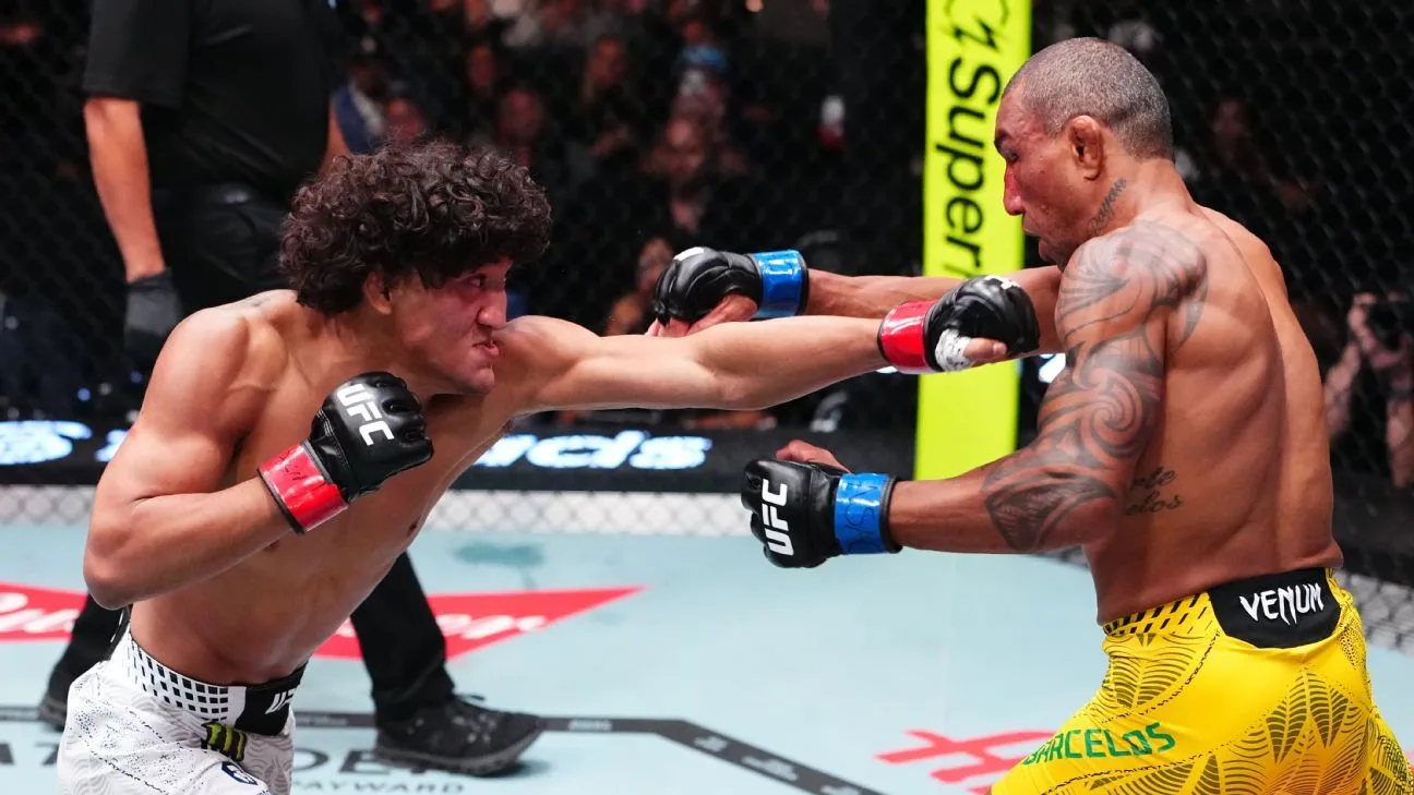 Barcelos stretchered out, hospitalized after TKO loss in UFC main event
