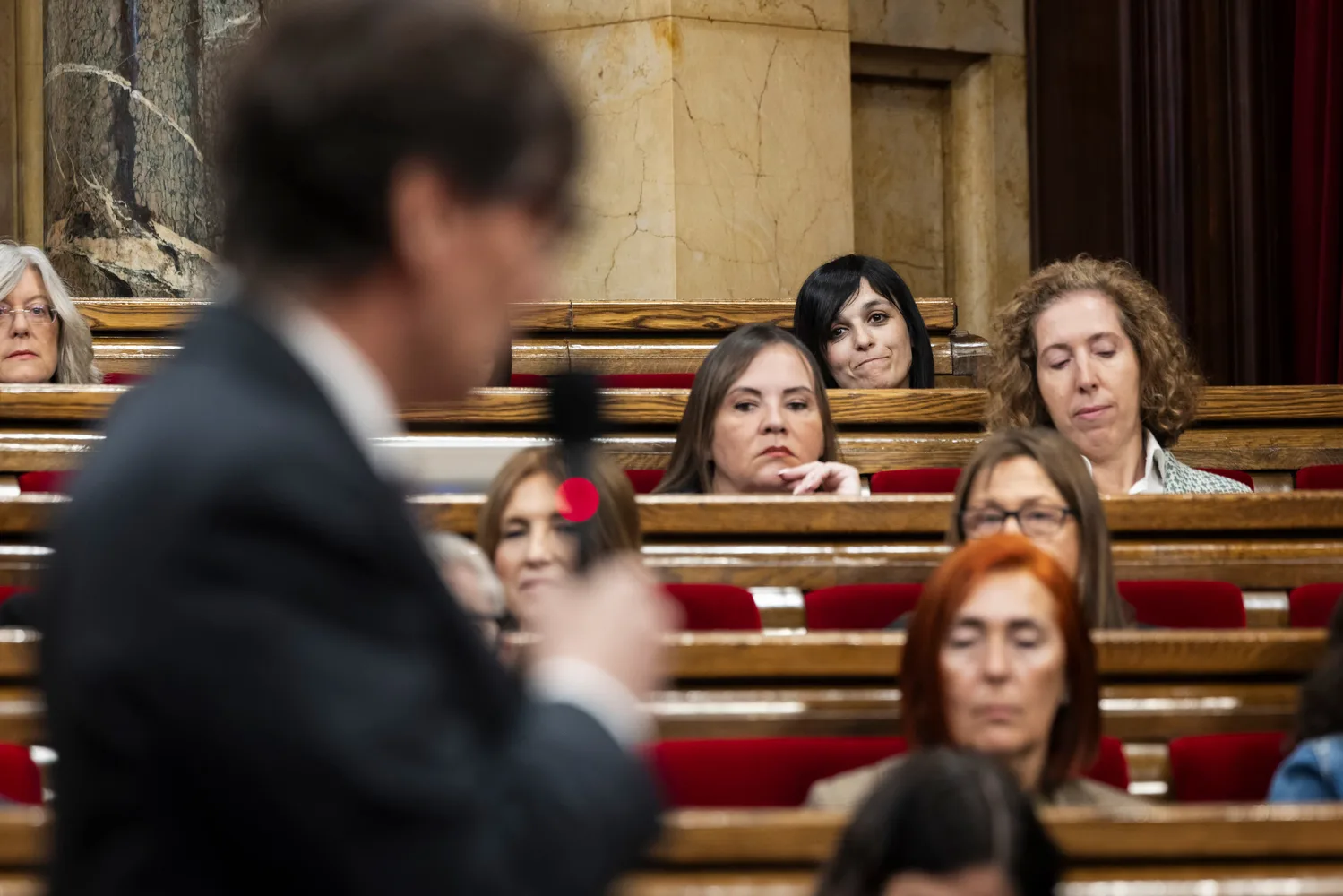 Illa sugiere en el Parlament que Orriols recibe fondos de Israel