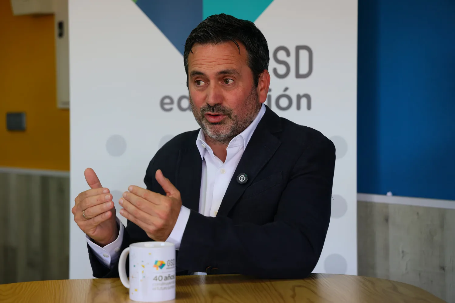 Álvaro Bilbao, neuropsicólogo: “Lo más importante en la adolescencia es que el hilo con los hijos no se rompa del todo”