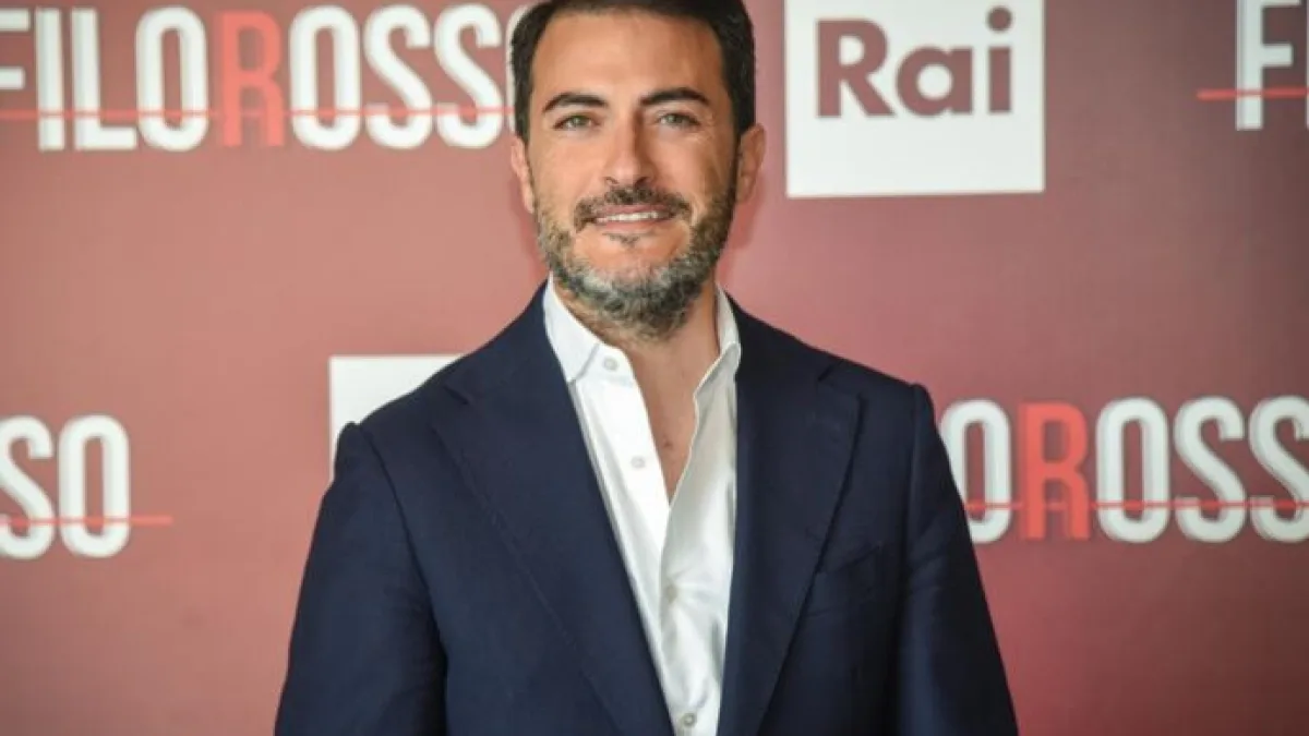 Monteleone inadeuguato, saccente e ossessivo: presenta casi di cronaca «morbosa»