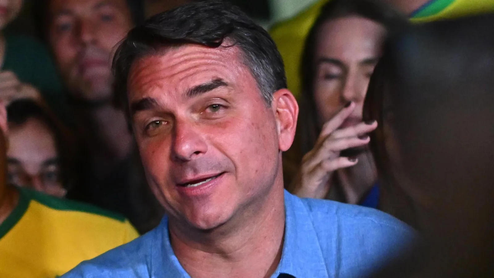 Brasile, avanzata del clan Bolsonaro: quattro eletti in Parlamento, Flavio al ballottaggio con Lula