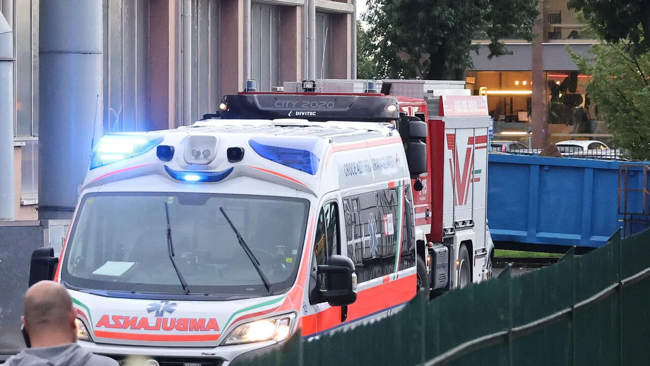 Auto fuori strada nel Cuneese, morto 26enne e ferita la moglie incinta