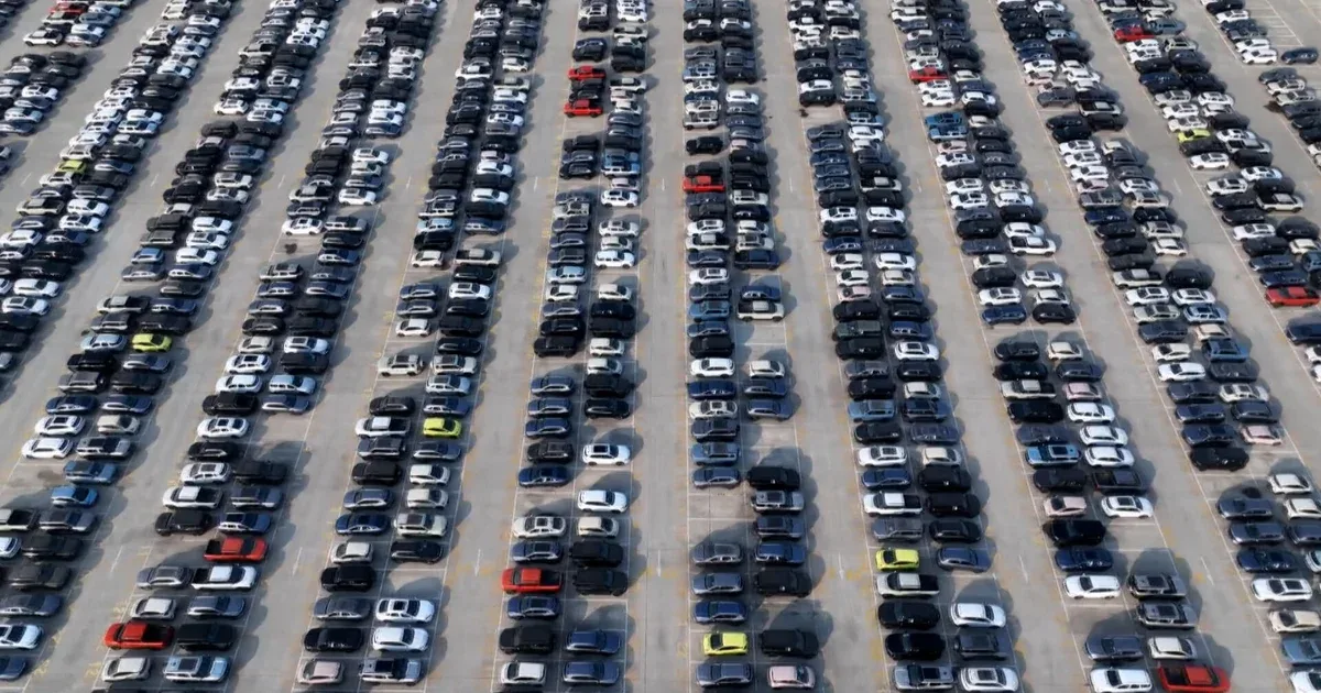 From red and blue to black and silver: Why America's cars have lost their color