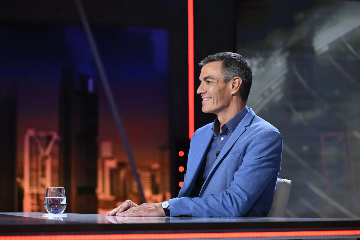 Sánchez se anima a sí mismo en el plató del Gran Wyoming