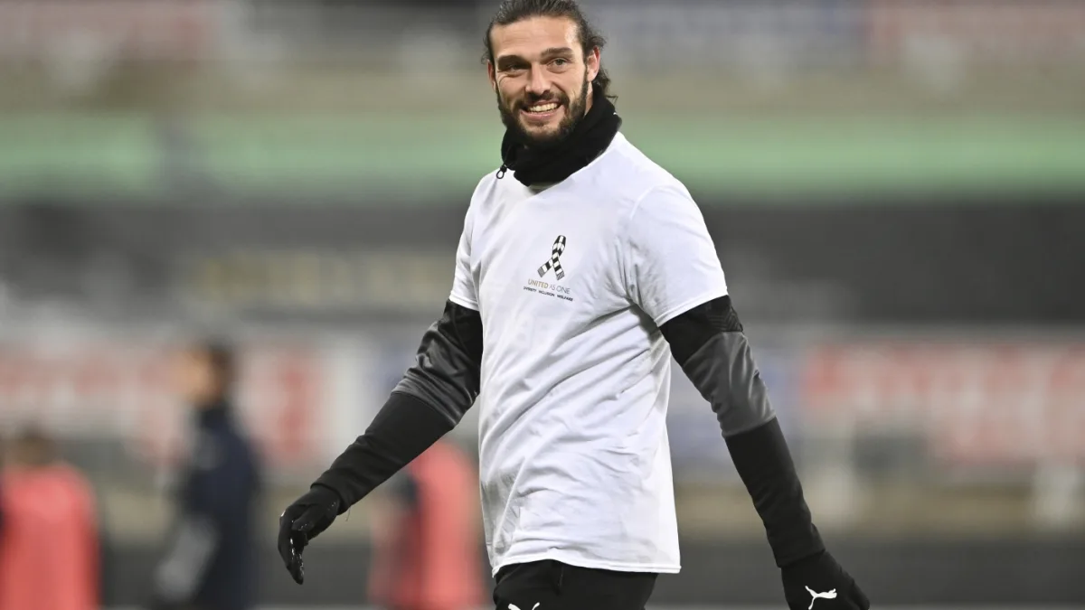 Andy Carroll, la confessione choc nell'autobiografia: «Io, violentato nel letto di casa mia da un amico di famiglia»