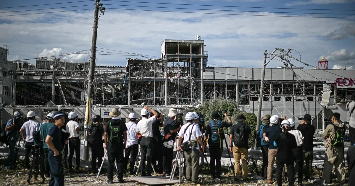 Japan quake toll rises, people still missing in damaged mall and factory