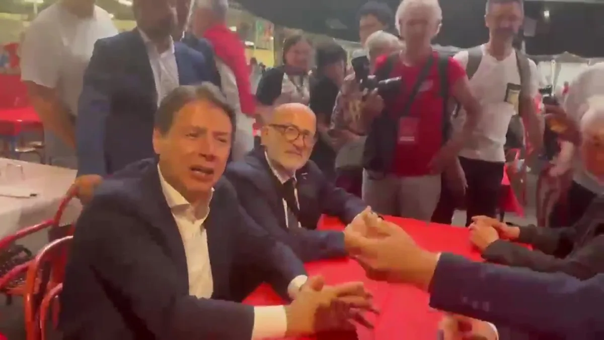 Conte: «Accoglienza calorosa alla festa dell'Unità, c'è voglia di mandare a casa Meloni»