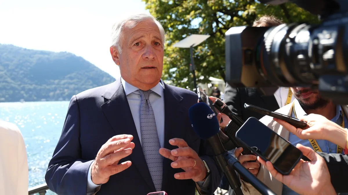Tajani e le frasi sulle donne: «Mi scuso con loro, non le ho mai volute offendere» | La protesta di Appendino