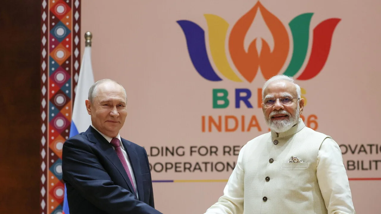 Putin: 'Mandare truppe europee in Ucraina sarebbe una guerra contro la Russia'