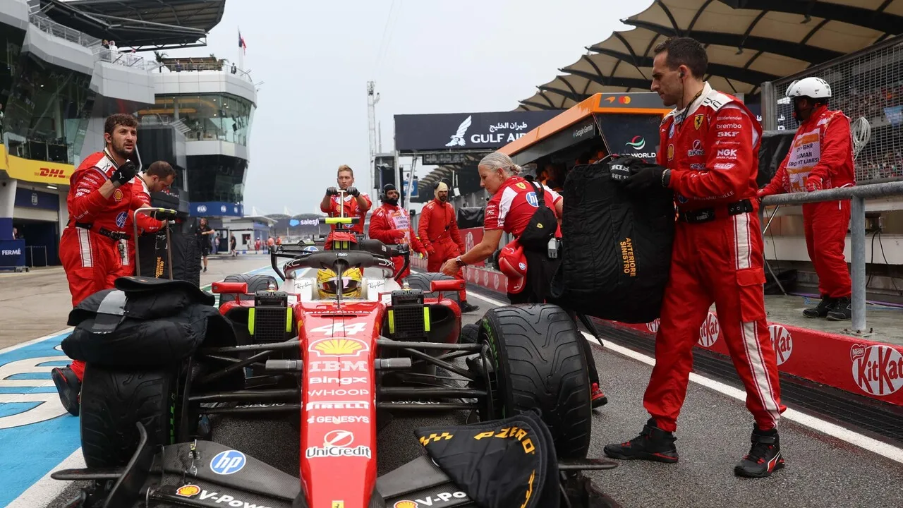 F1: Pioggia a Sepang, rinviata partenza del Gp del Bahrain